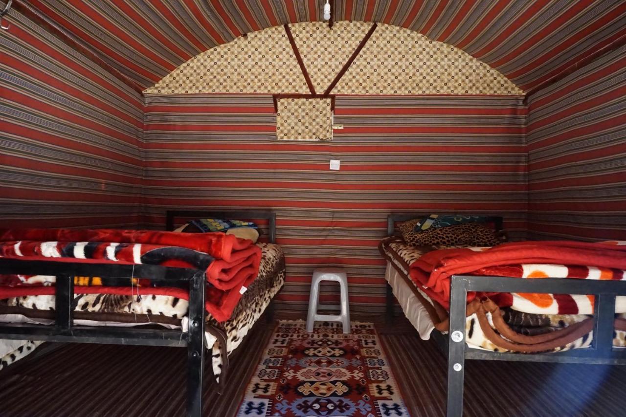 Wadi Rum Nature Tours And Camp מראה חיצוני תמונה